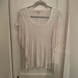 Chelsea &‎ Violet Cream Fringe Short Sleeve Top